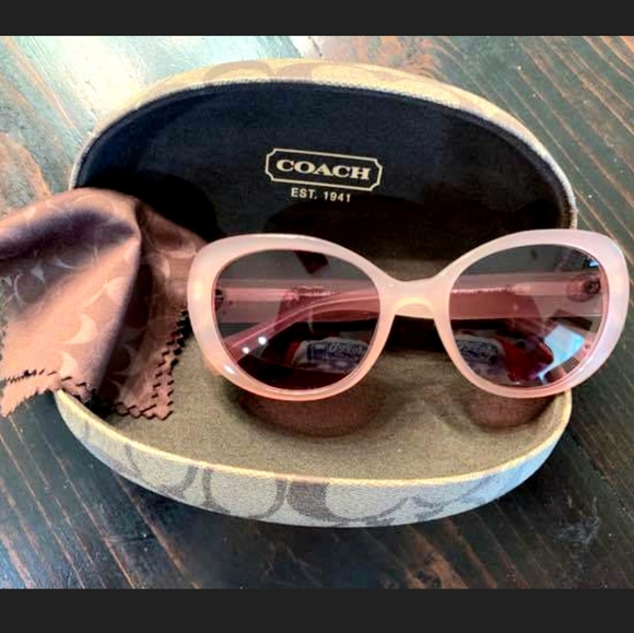Coach Accessories - NEW Coach Retro Sunglasses